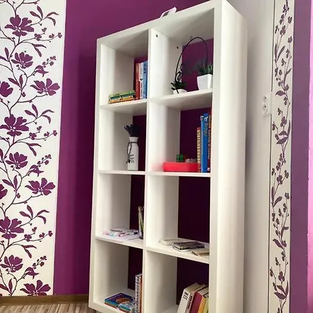 Blizko Centra V Martine *